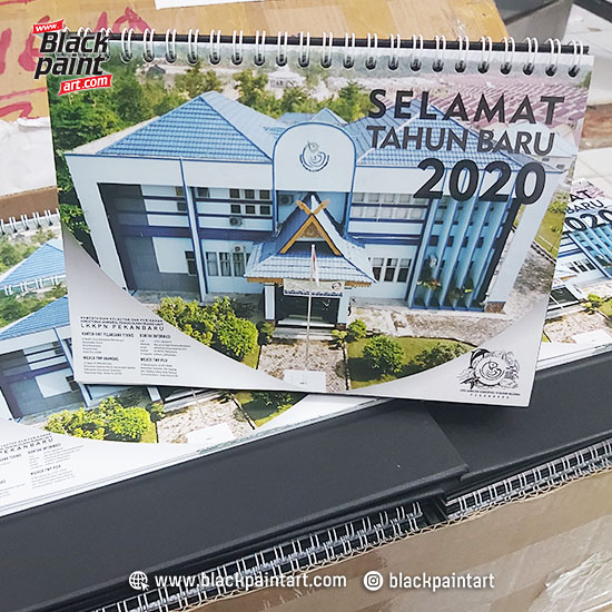 Kalender Meja Ukuran 20 x 15 cm