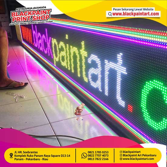 Running Text Ukuran 105 x 40 cm