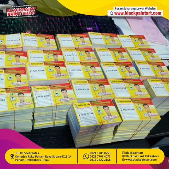 Kartu Nama Minimal 100 kotak