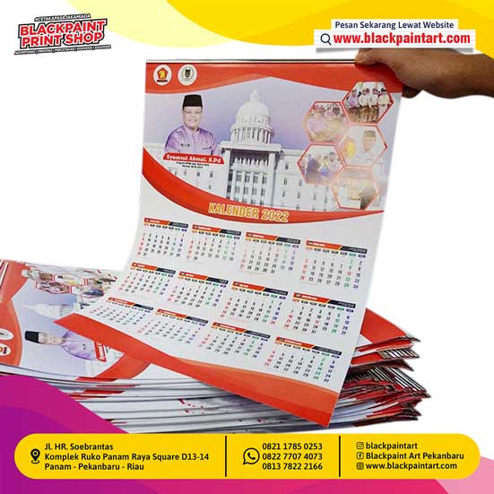 Kalender Dinding Custom 32x47 cm (Satuan)