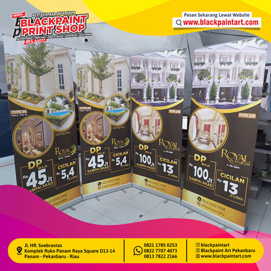 Roll Up Banner Uk. 85 x 200 cm (set)