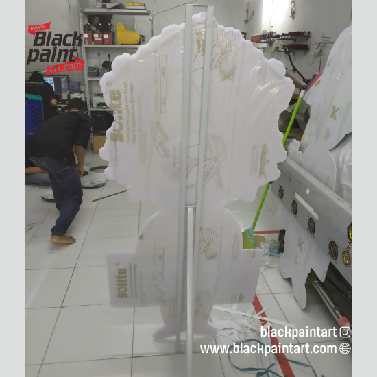 Human Stand ( Max Tinggi Ukuran 150 cm persegi )